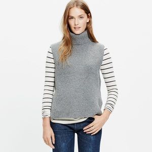 Madewell Contour Turtleneck Layering Vest